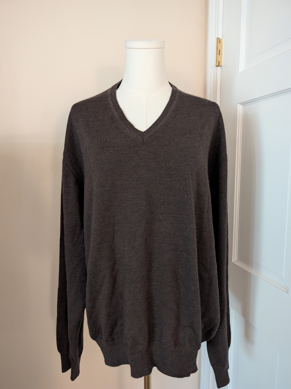 Grant Thomas XXL Men's Brown Italian Merino Wool V-Neck Sweater